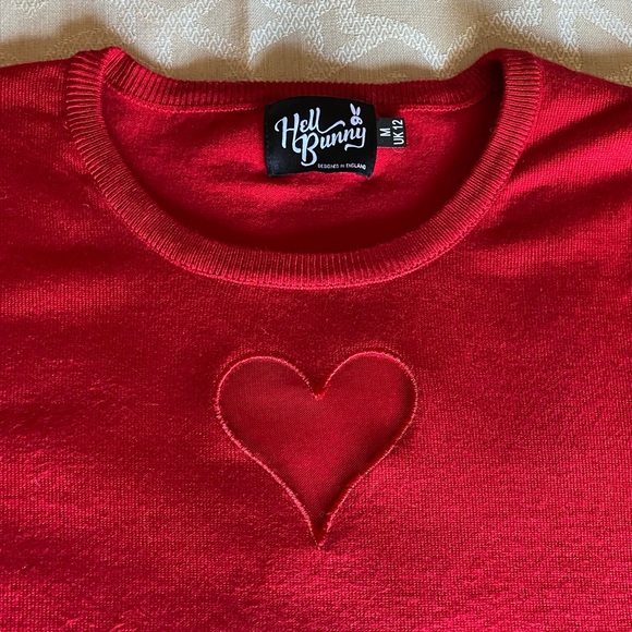 ❌❌SOLD❌❌Hell Bunny Keyhole Heart Sweater - M - Picture 6 of 7